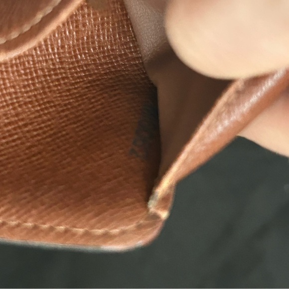 Louis Vuitton Monogram Compact Zippy Wallet MI0062 2002 France Vintage Authentic - Picture 9 of 10